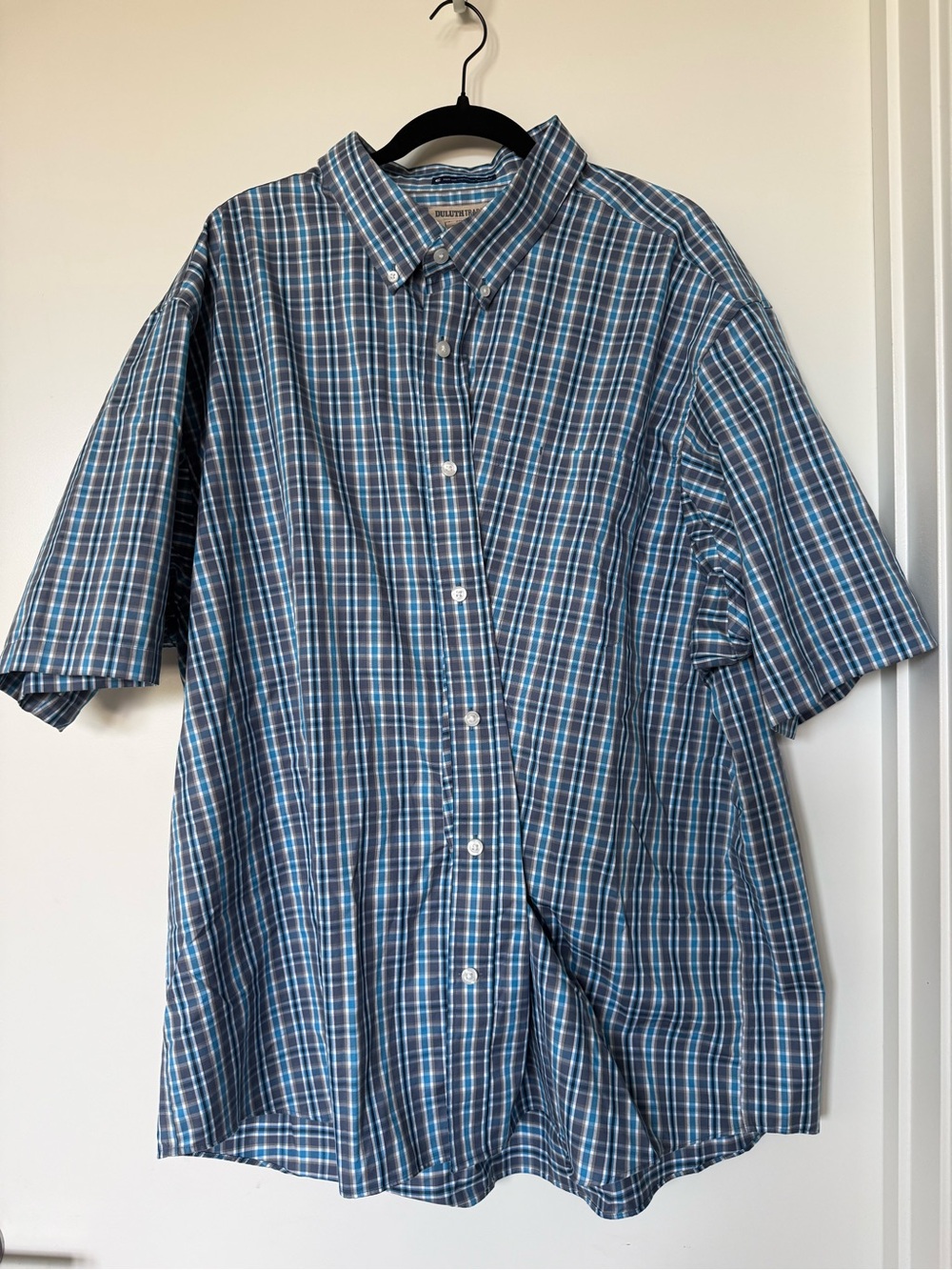 Duluth Trading Co Blue and White Plaid Short-Sleeve Button-Down